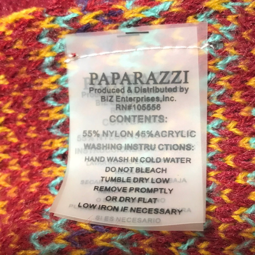 Paparazzi poncho with hoodie. NWT - Picture 5 of 8